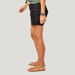 Carve Designs Oahu Short